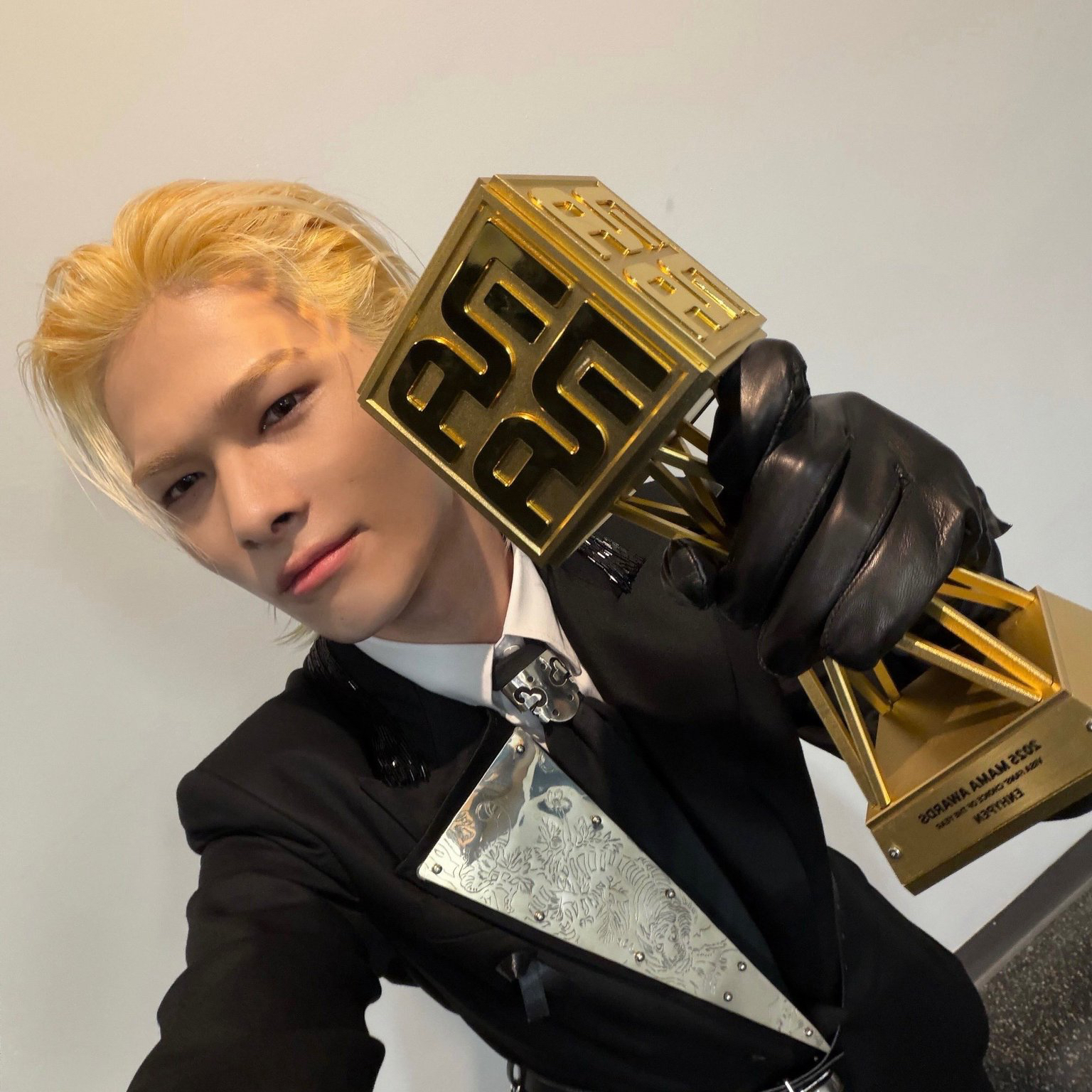 NI-KI (ENHYPEN)的最新照片