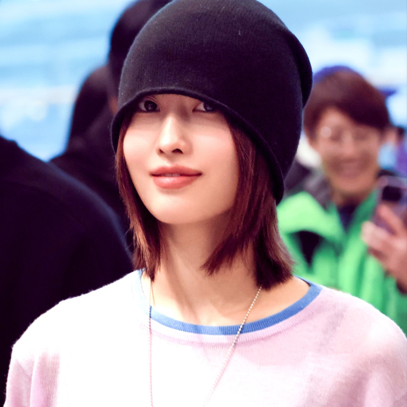 Recent activity shot of Momo (TWICE)