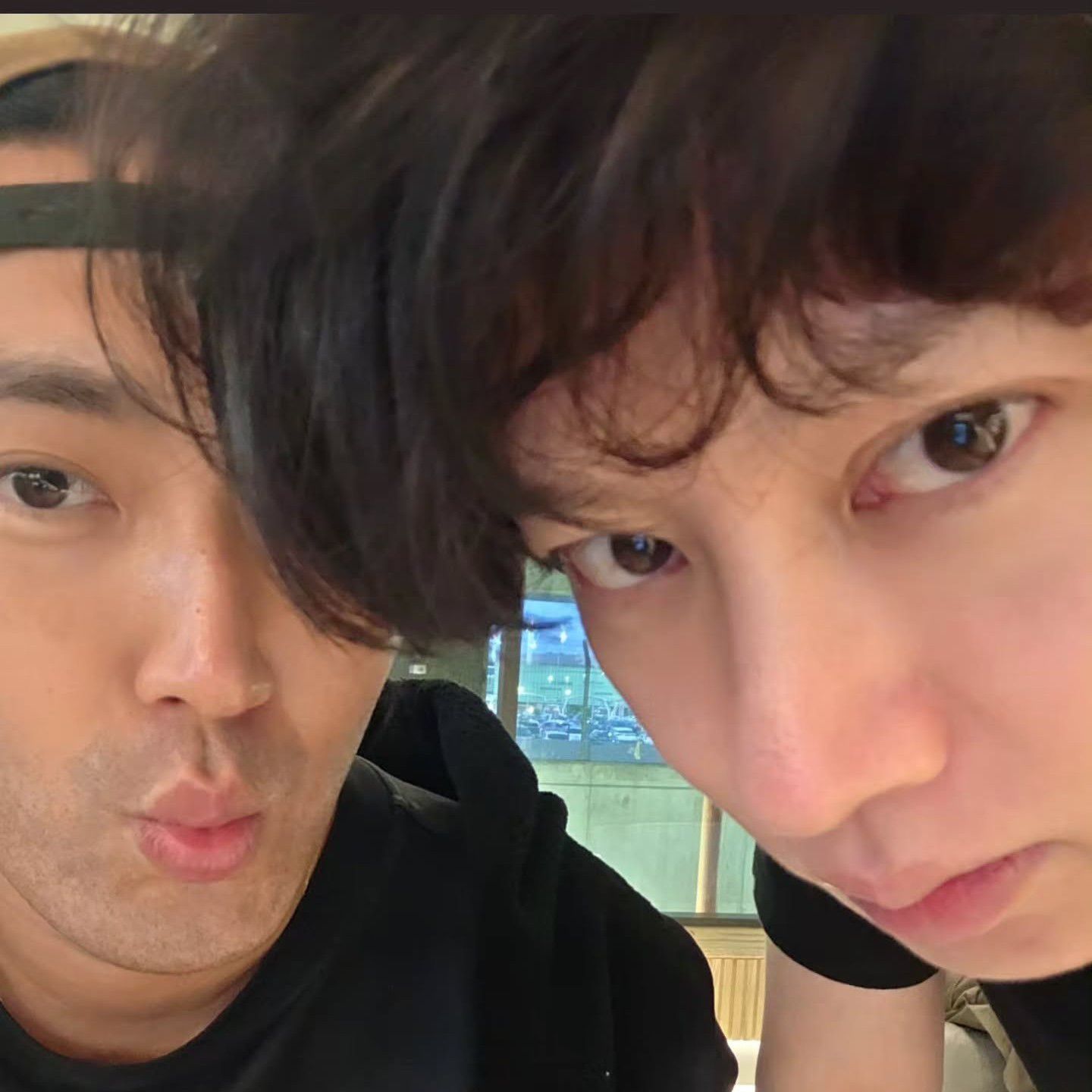 Behind-the-scenes cut of Super Junior