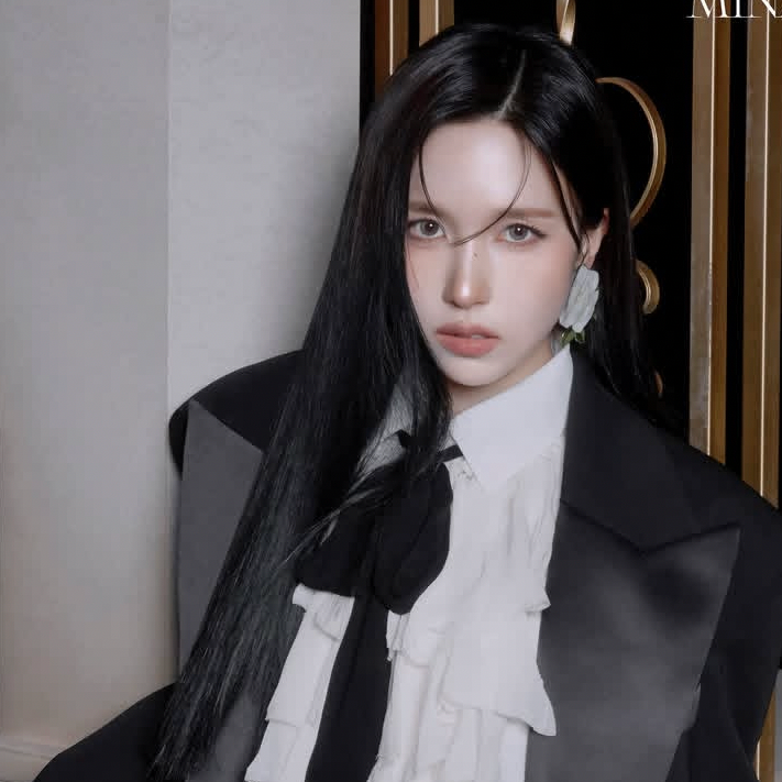 미나 (TWICE)의 최신 사진