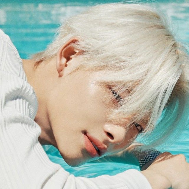 ニキ (ENHYPEN)の最近の活動写真