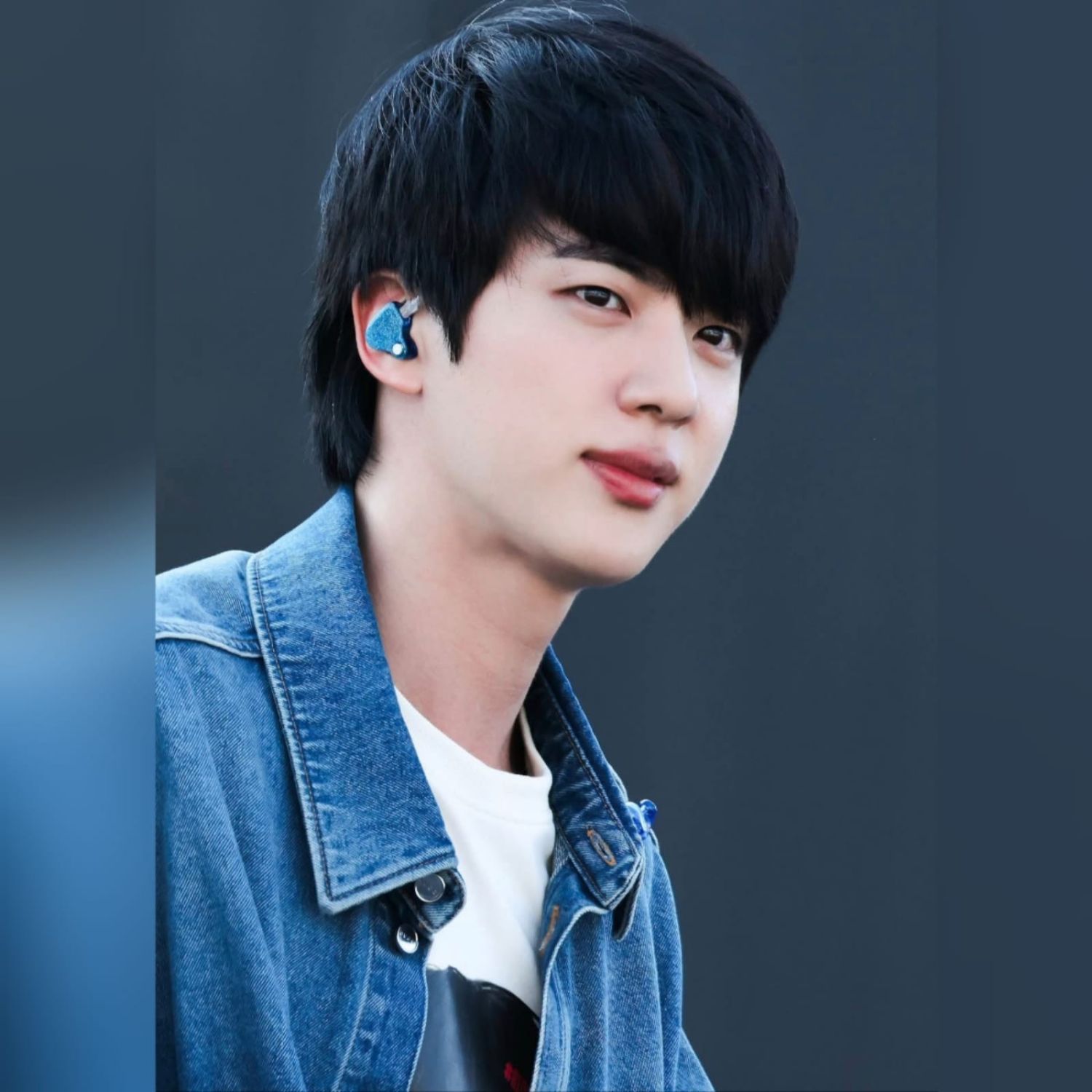 Behind-the-scenes cut of Jin (BTS)