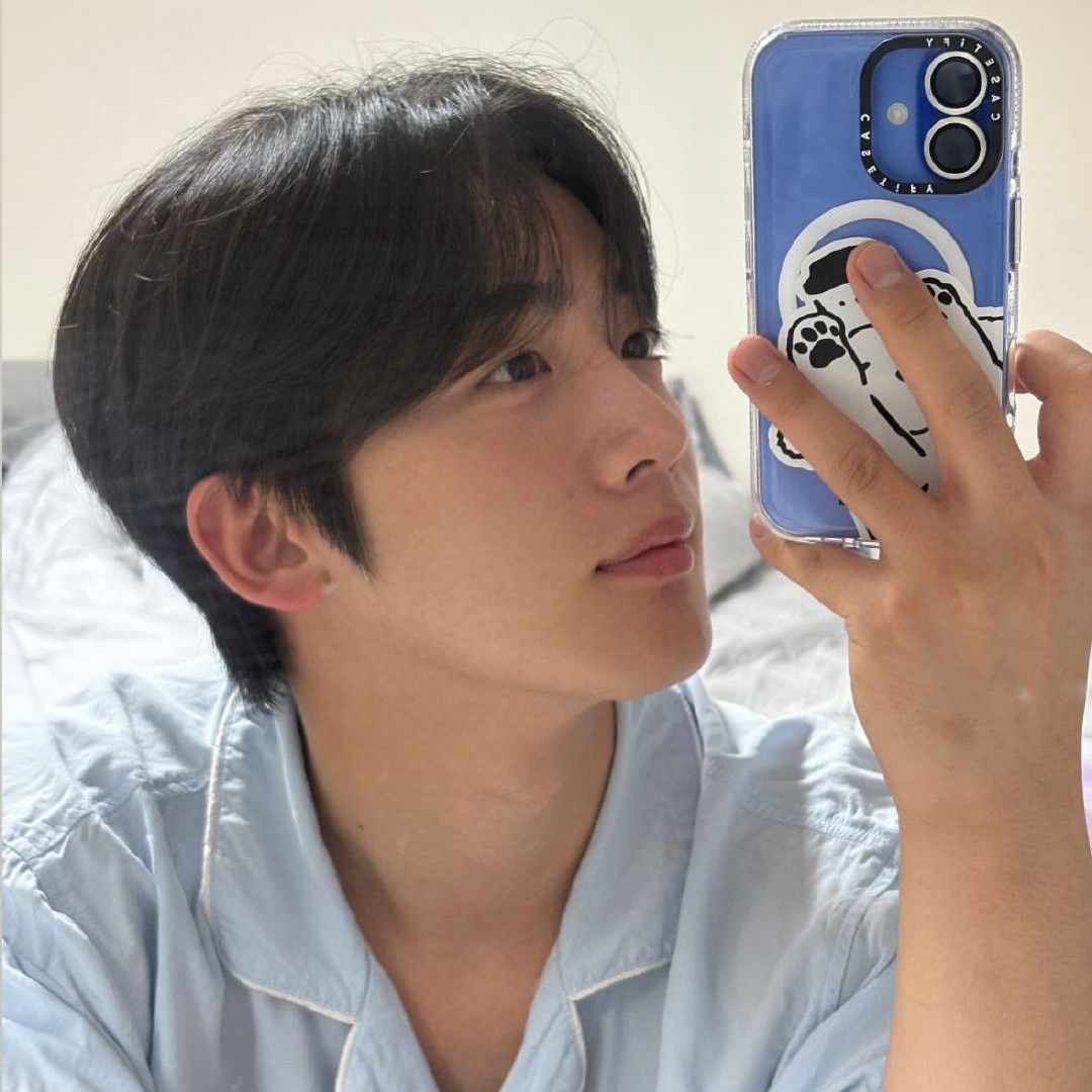Latest photo of Kim Yohan (WEi)