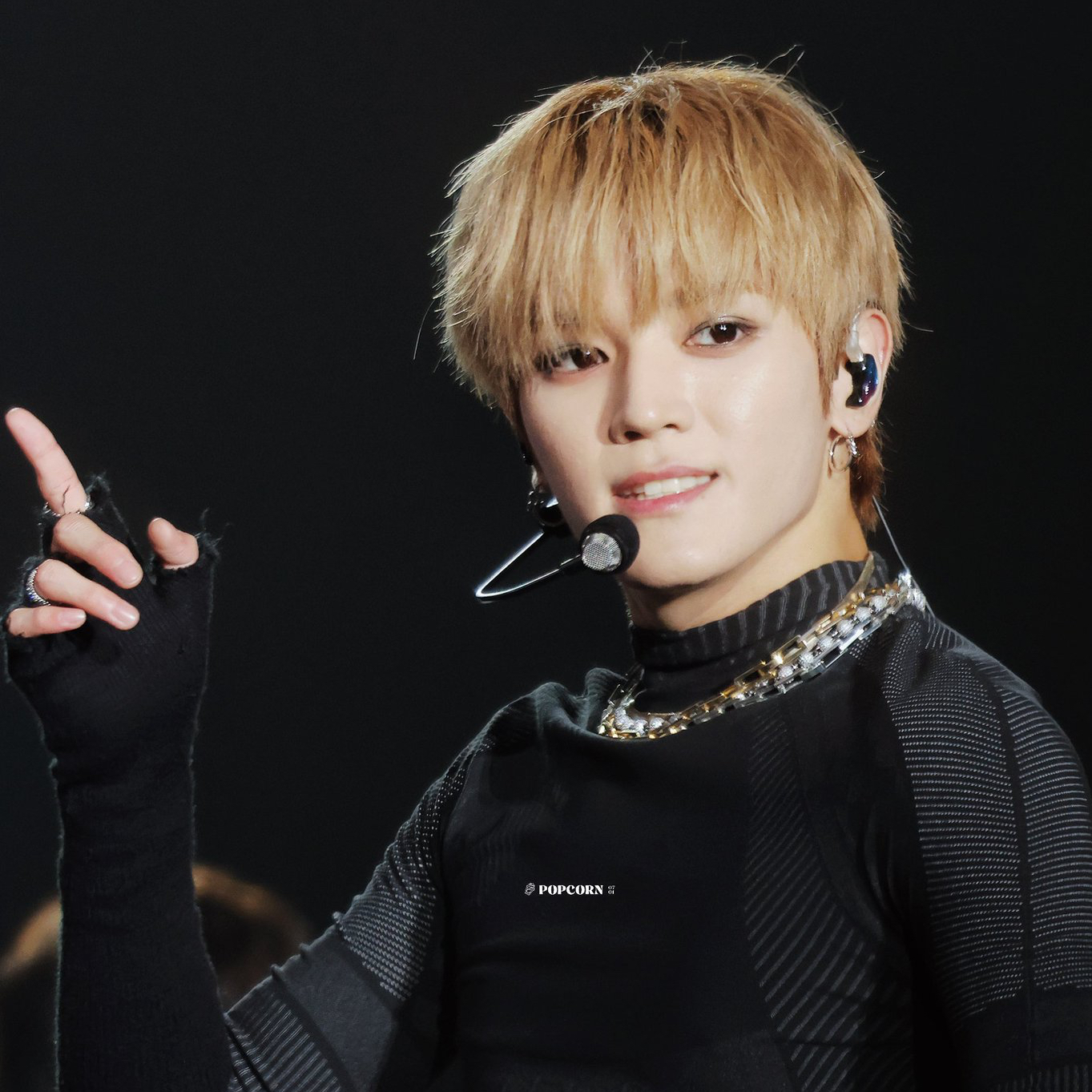 A moment captured by Taeyong (NCT 127)'s fan