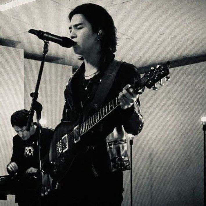 Foto aktivitas terbaru SUGA (BTS)