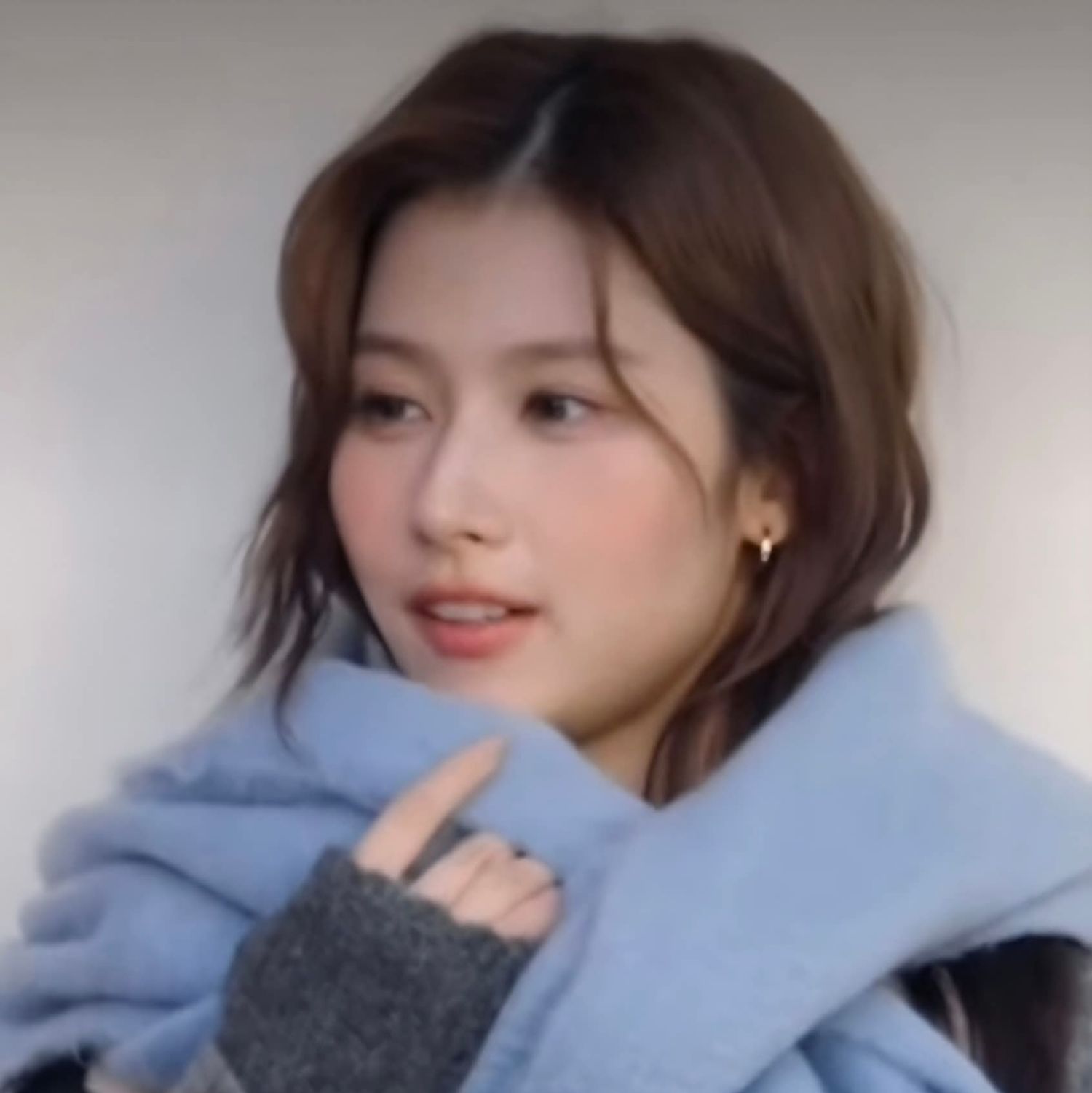 Foto terbaru Sana (TWICE)