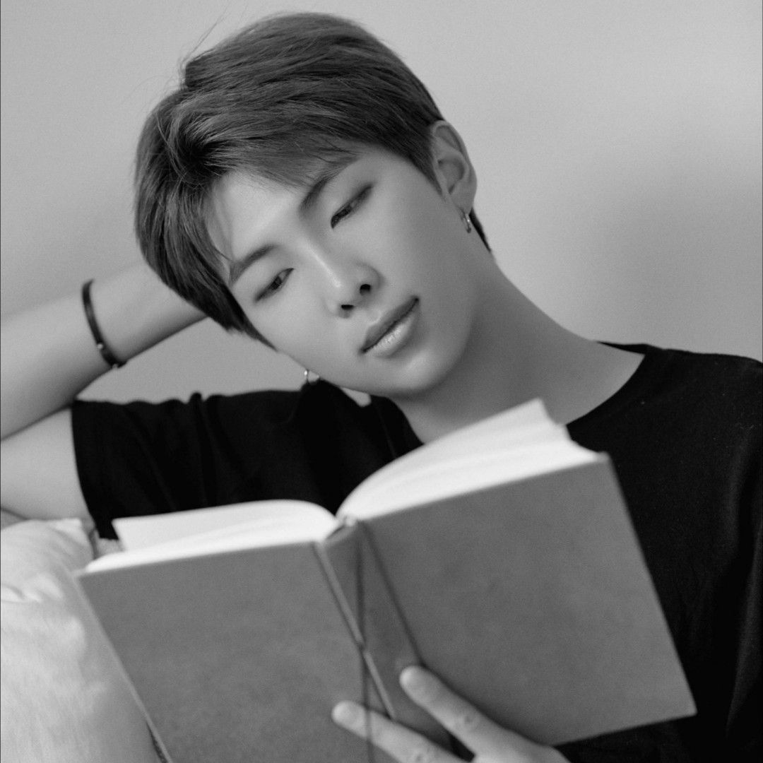 RM (방탄소년단)의 비하인드 컷