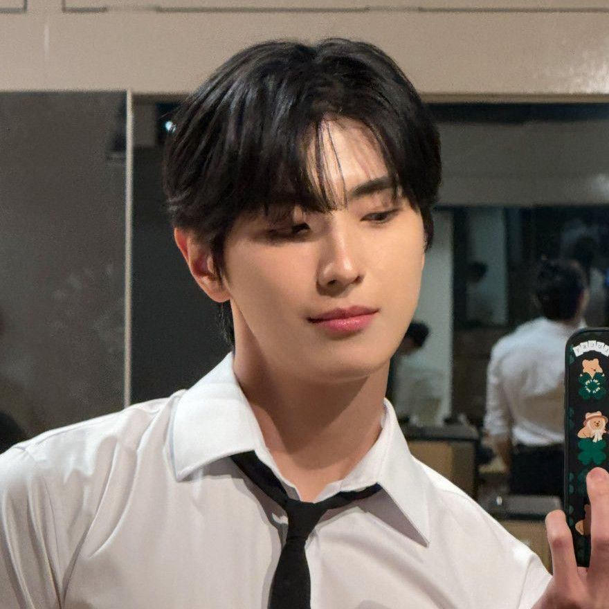 A moment captured by Yonghee (CIX)'s fan