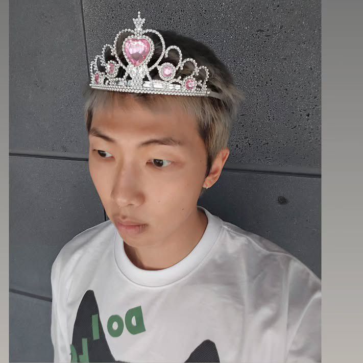 Behind-the-scenes cut of RM (BTS)