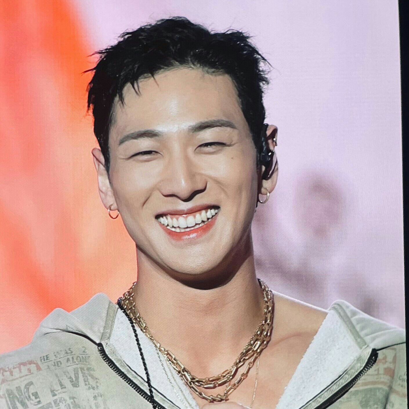 Momen yang diabadikan oleh penggemar Baekho