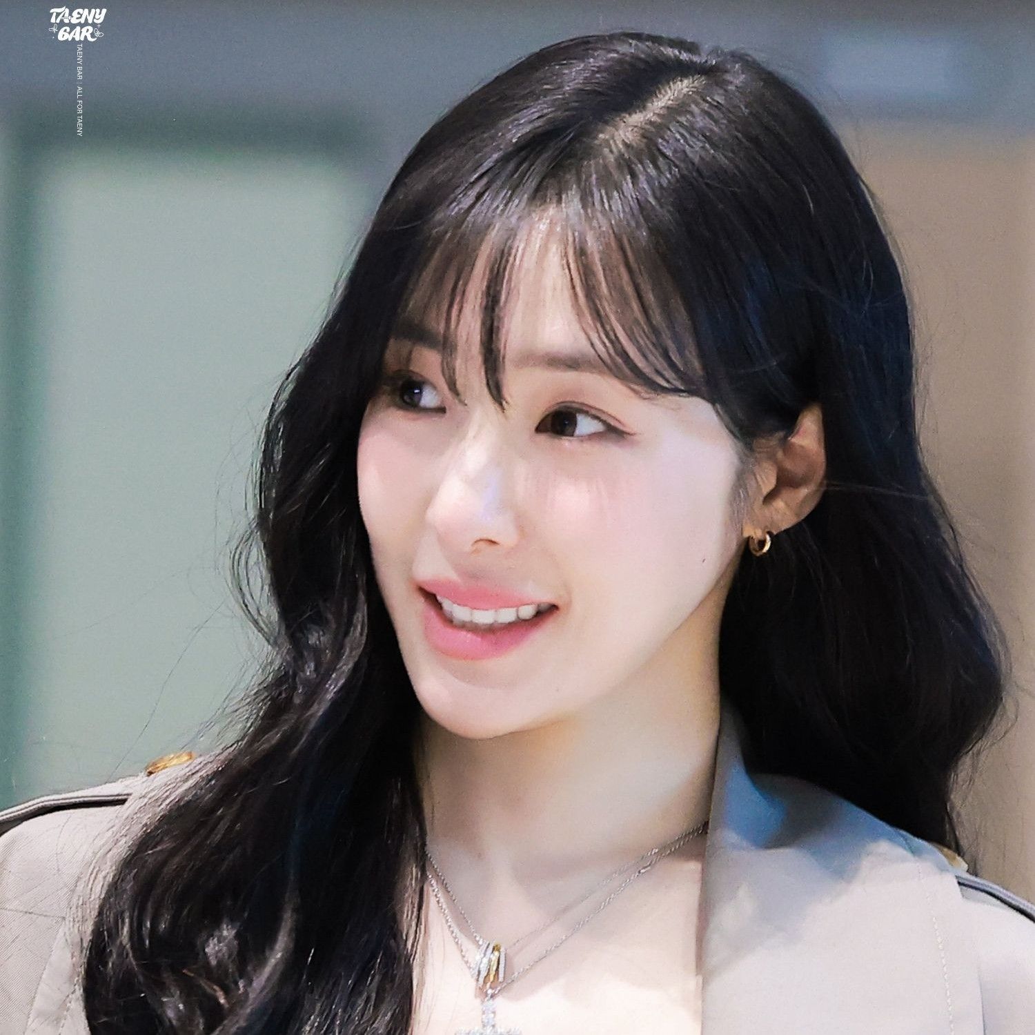 Behind-the-scenes cut of Tiffany Young (Girls' Generation)