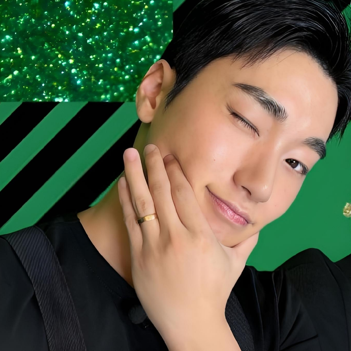 崔傘 (ATEEZ)的幕后花絮