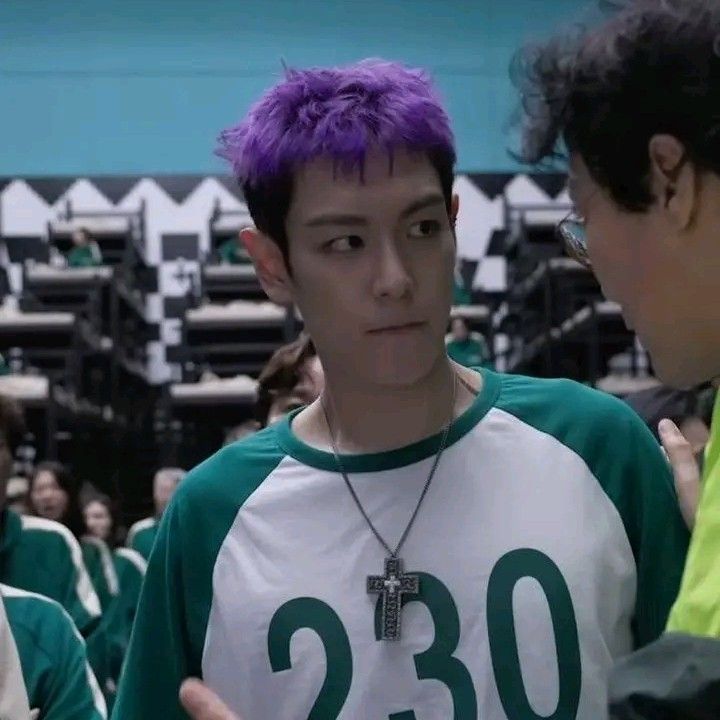 Behind-the-scenes cut of T.O.P