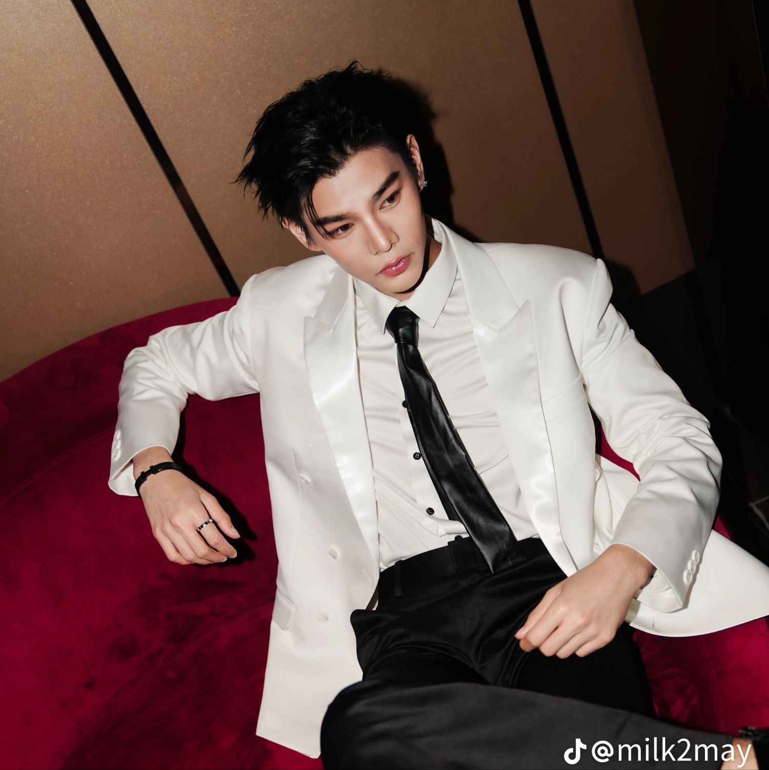 Behind-the-scenes cut of Copper (BUS)