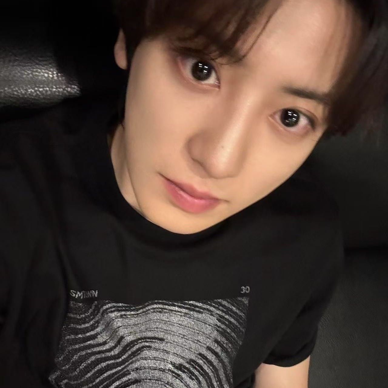 Recent activity shot of Chanyeol (EXO)