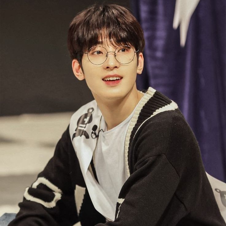 Behind-the-scenes cut of Wonwoo (SEVENTEEN)