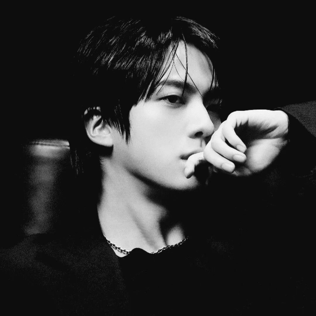 Latest photo of Jin (BTS)
