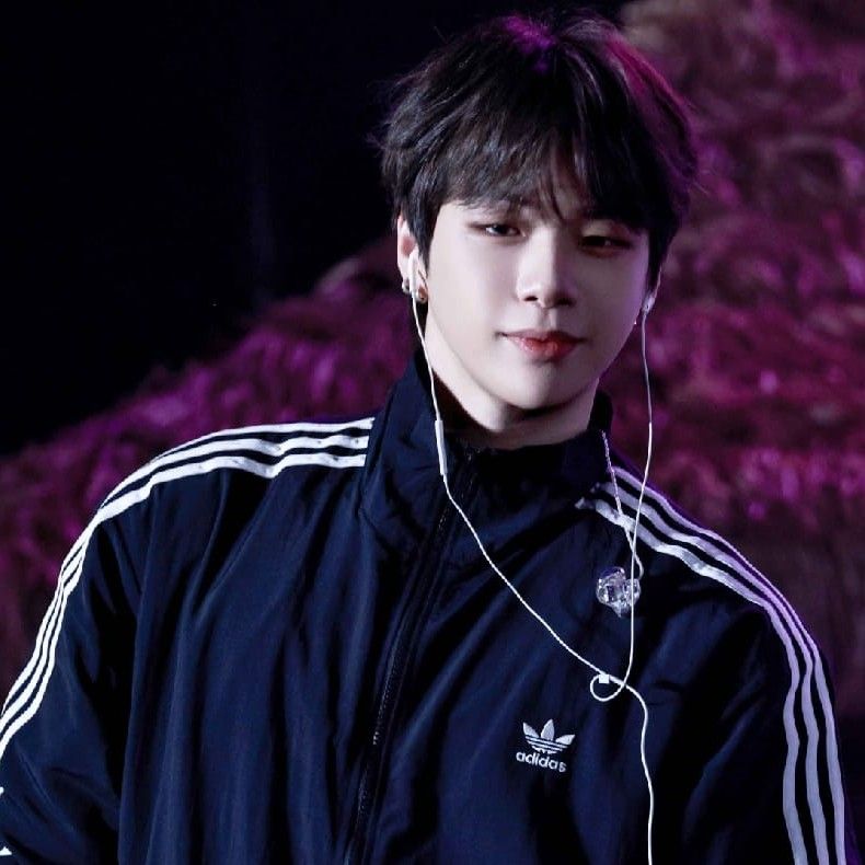 강다니엘의 최신 사진