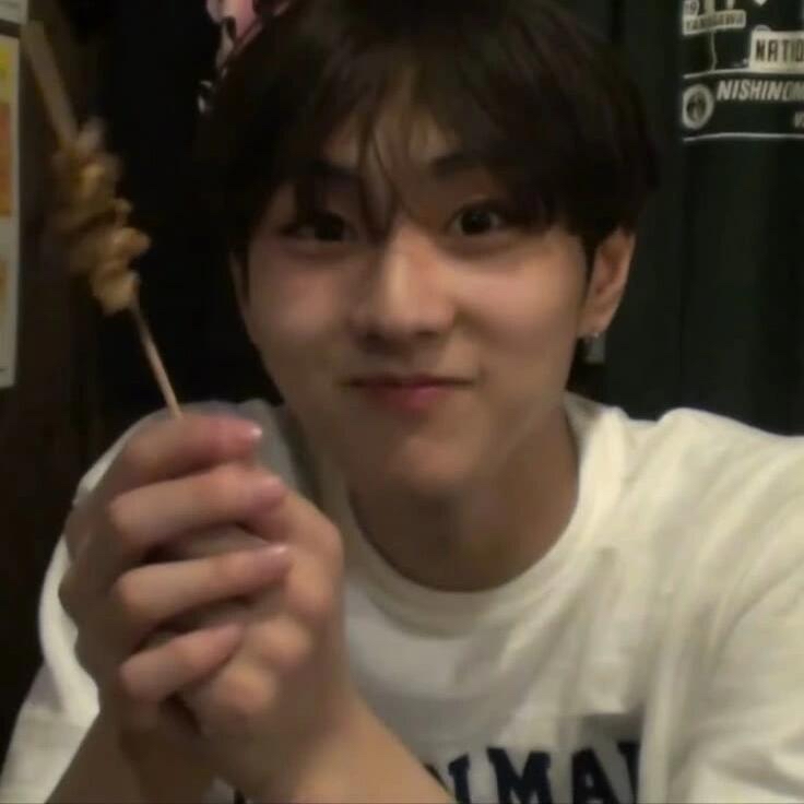 Behind-the-scenes cut of Jungwon (ENHYPEN)