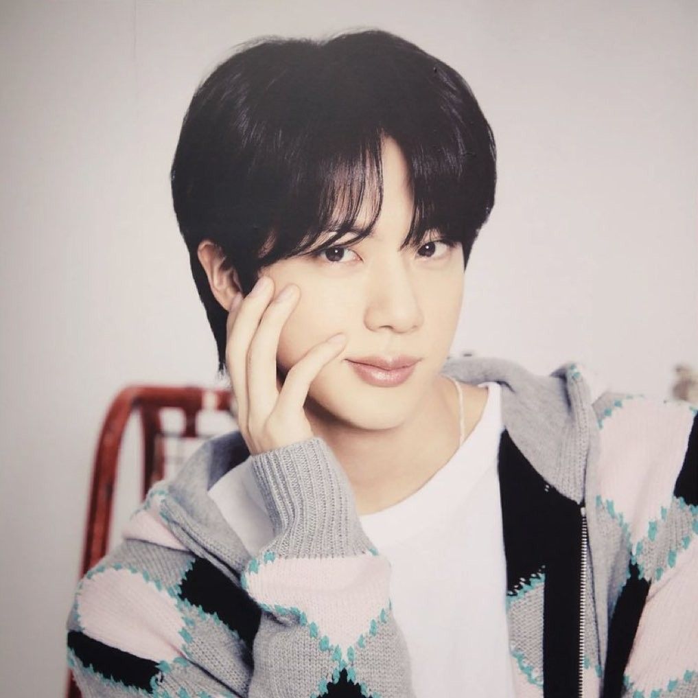 Latest photo of Jin (BTS)