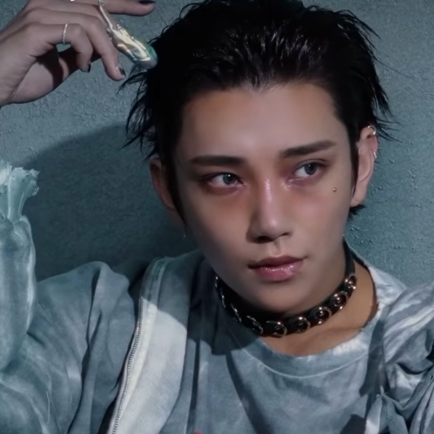 Recent activity shot of Joshua (SEVENTEEN)