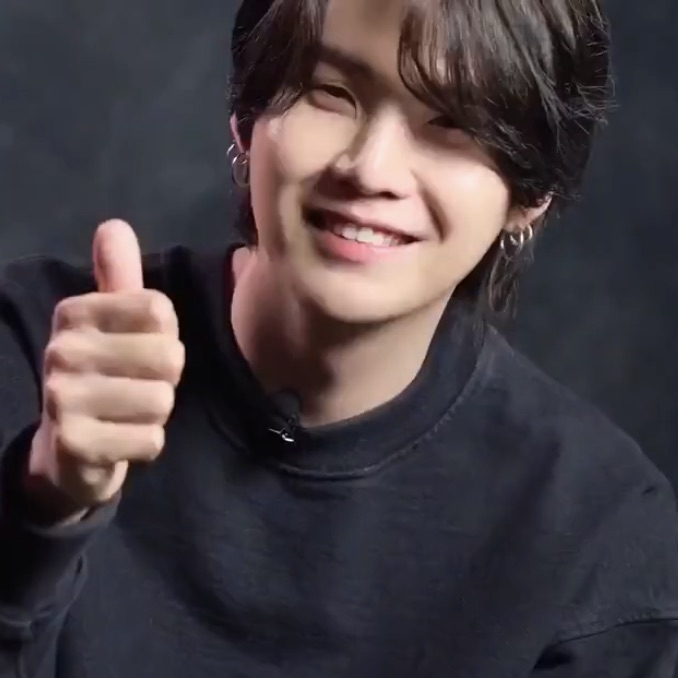 SUGA (防弹少年团)的幕后花絮
