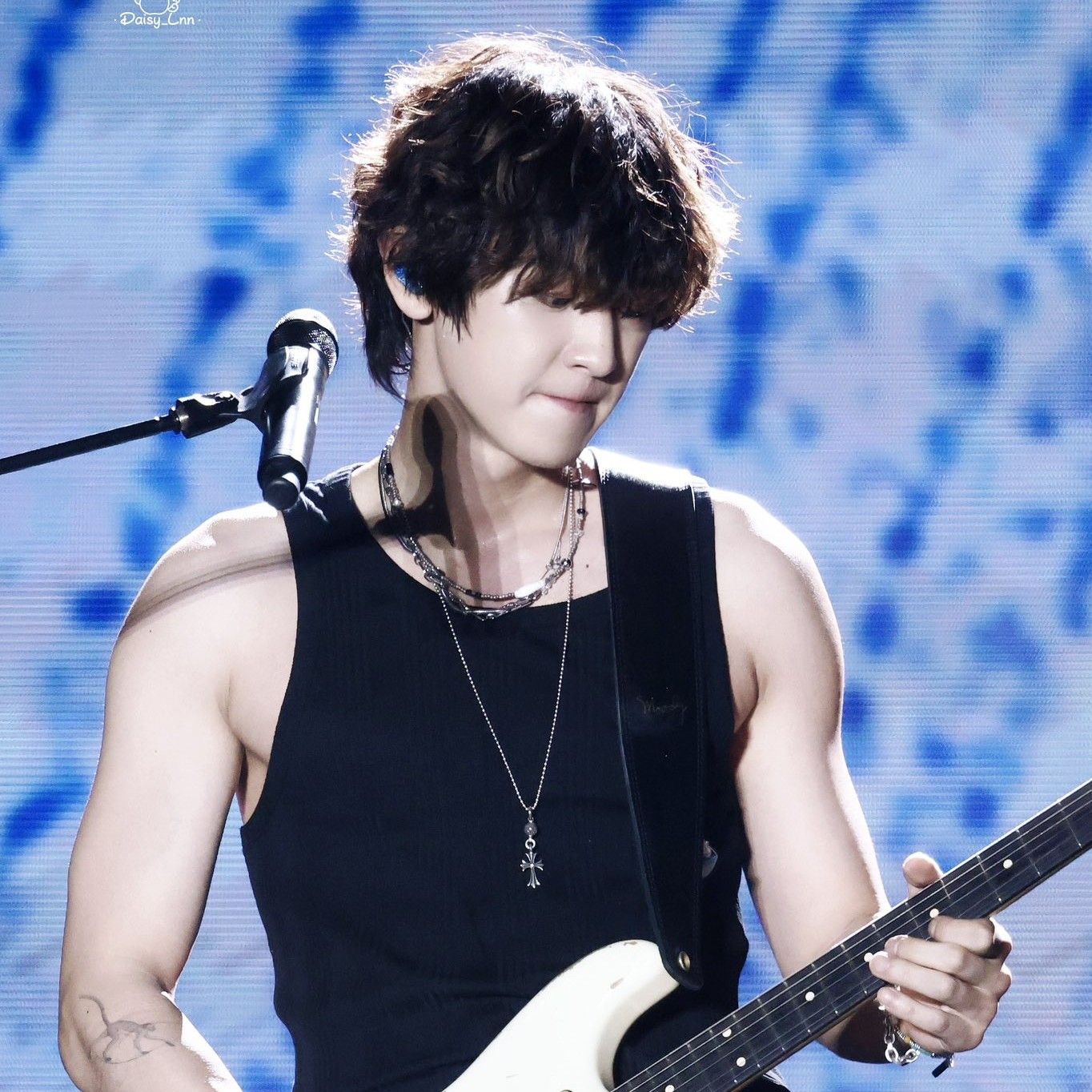 Behind-the-scenes cut of Chanyeol (EXO)
