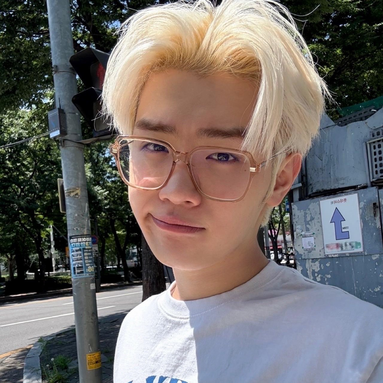 Recent activity shot of Kim Taerae (ZEROBASEONE)