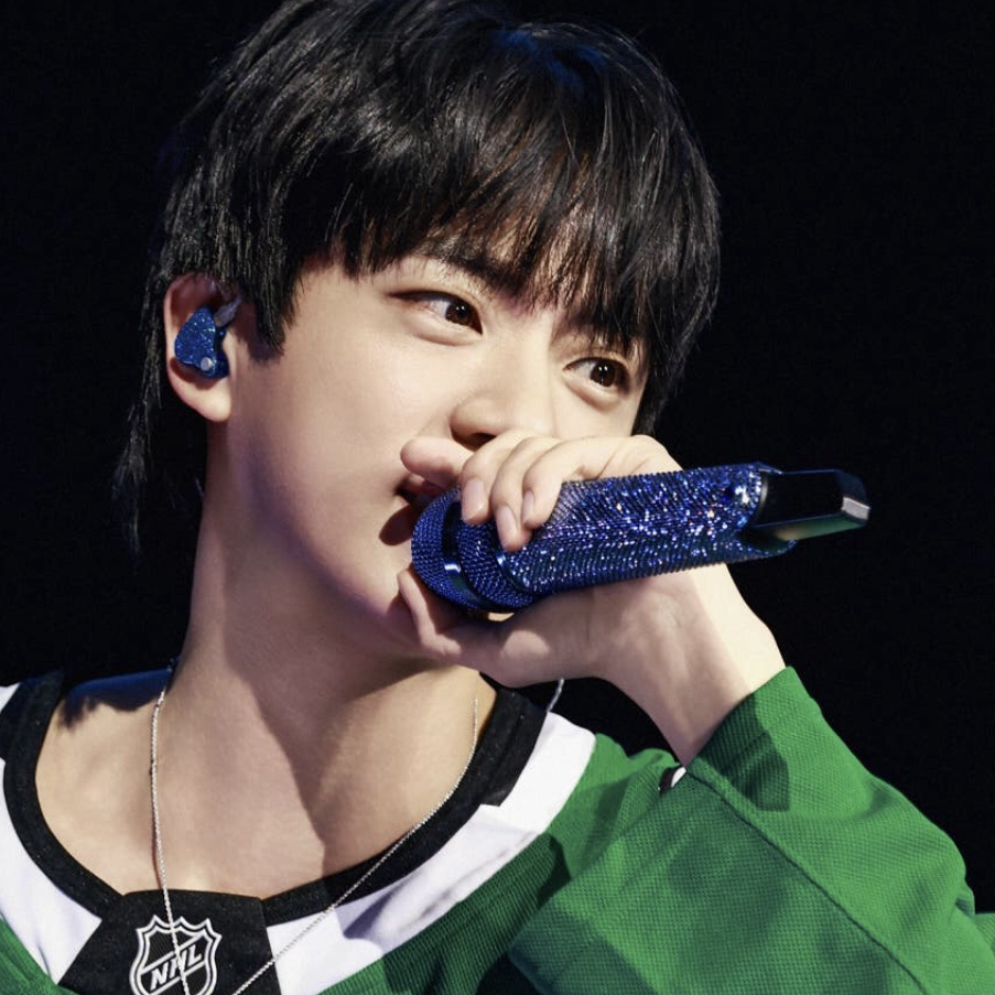 Behind-the-scenes cut of Jin (BTS)