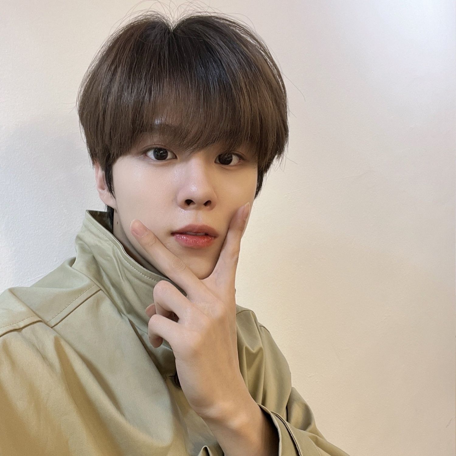 Latest photo of Kim Wooseok