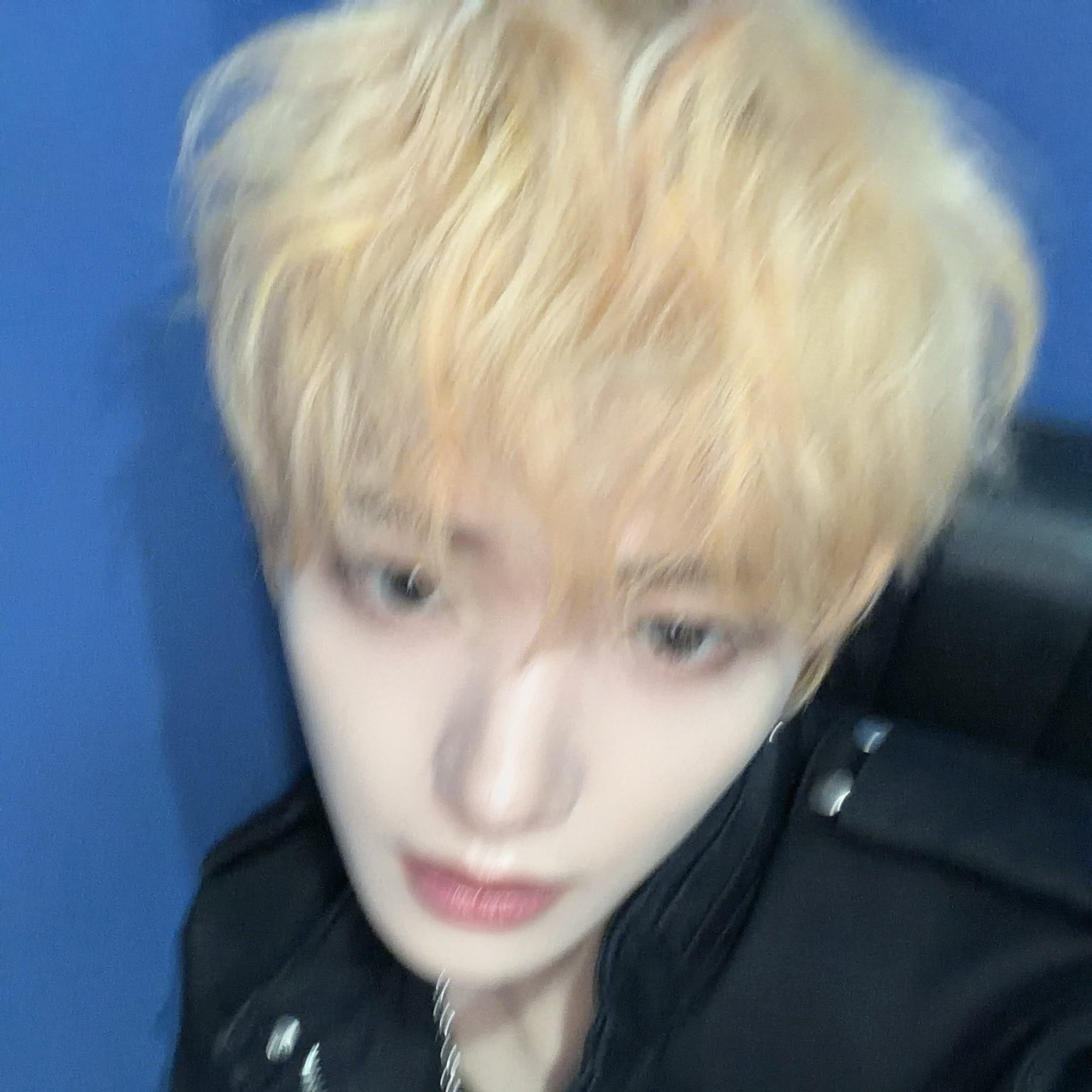 Minjae (Xikers)的最新照片