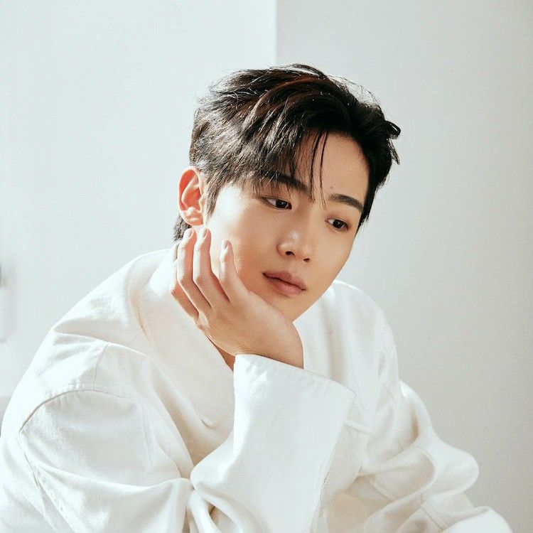 Latest photo of Kim Yohan (WEi)