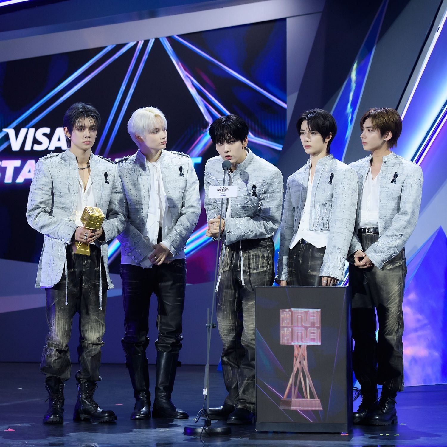 투모로우바이투게더 팬이 찍은 순간