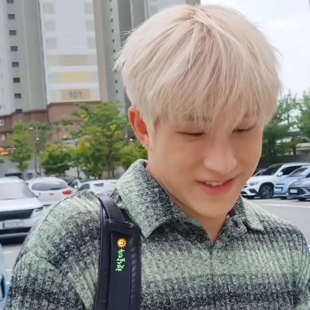진진 (아스트로) 최근 활동샷