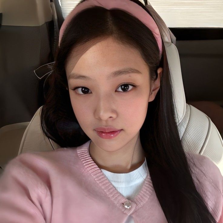 Jennie (BLACKPINK)粉丝拍下的瞬间