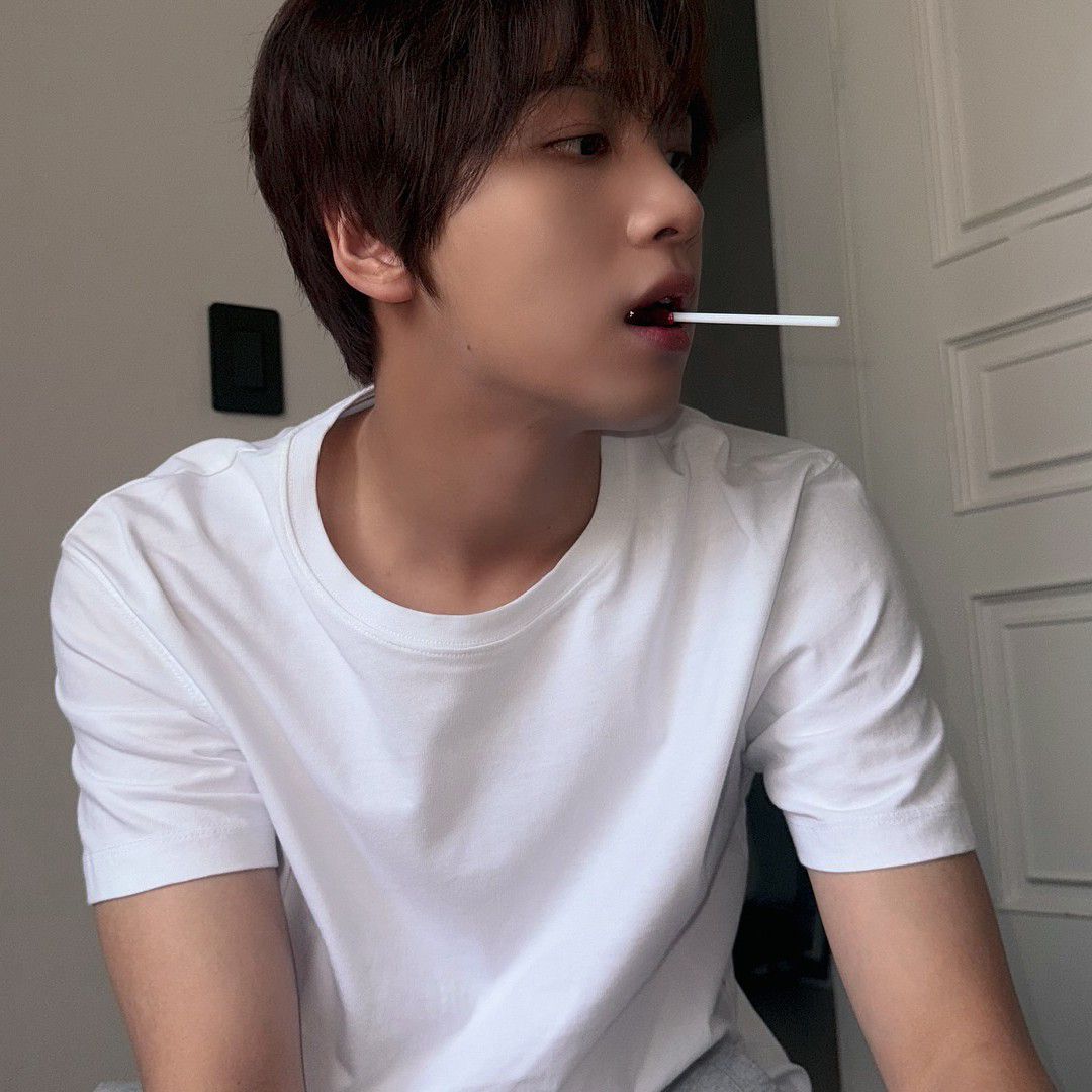 Behind-the-scenes cut of Haechan (NCT 127, NCT DREAM)