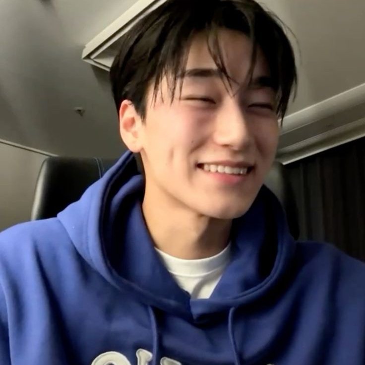 Momen yang diabadikan oleh penggemar San (ATEEZ)