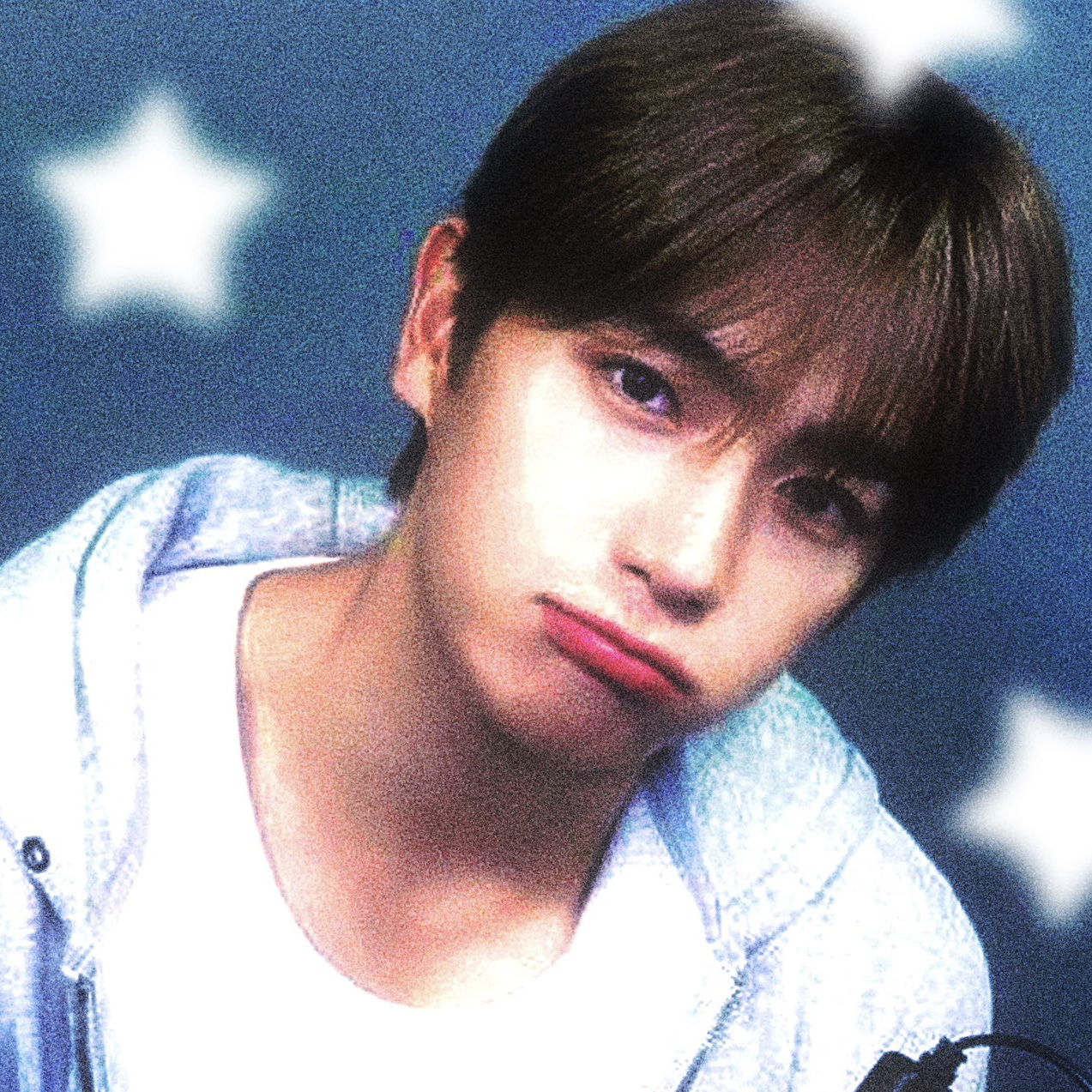 Recent activity shot of Hyunjae (THE BOYZ)