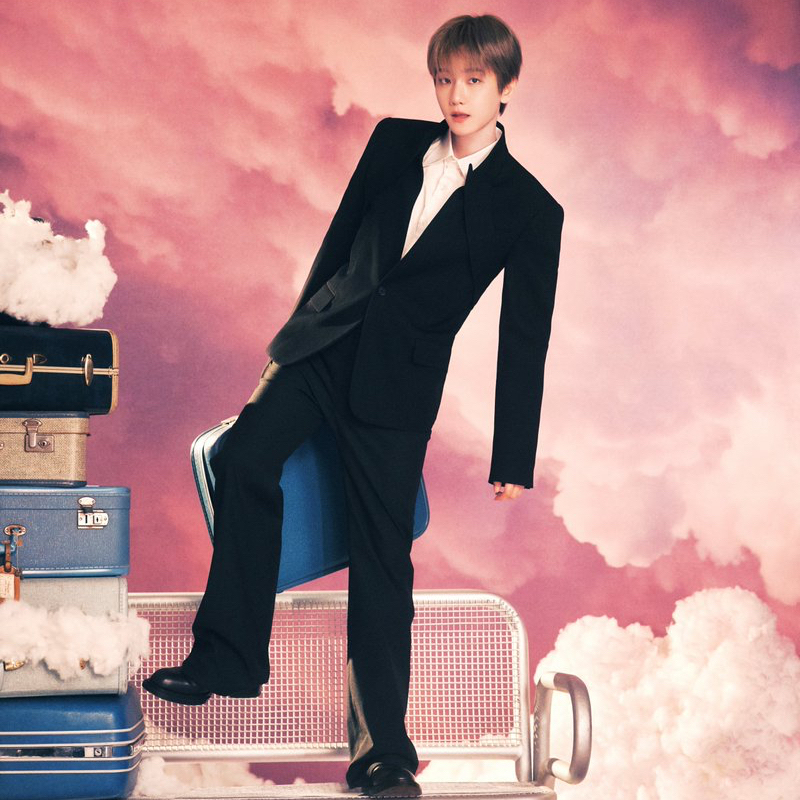 Recent activity shot of Baekhyun (EXO)