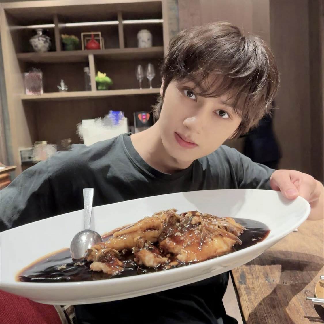 A moment captured by Jun (SEVENTEEN)'s fan