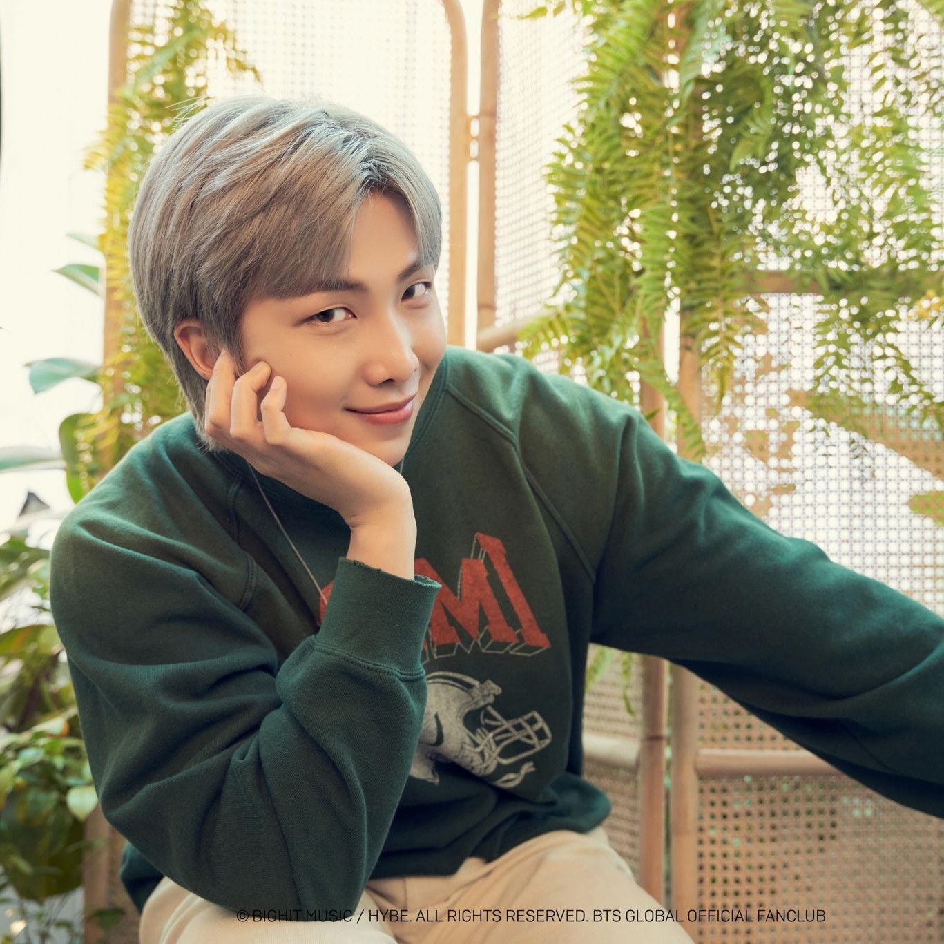 Behind-the-scenes cut of RM (BTS)