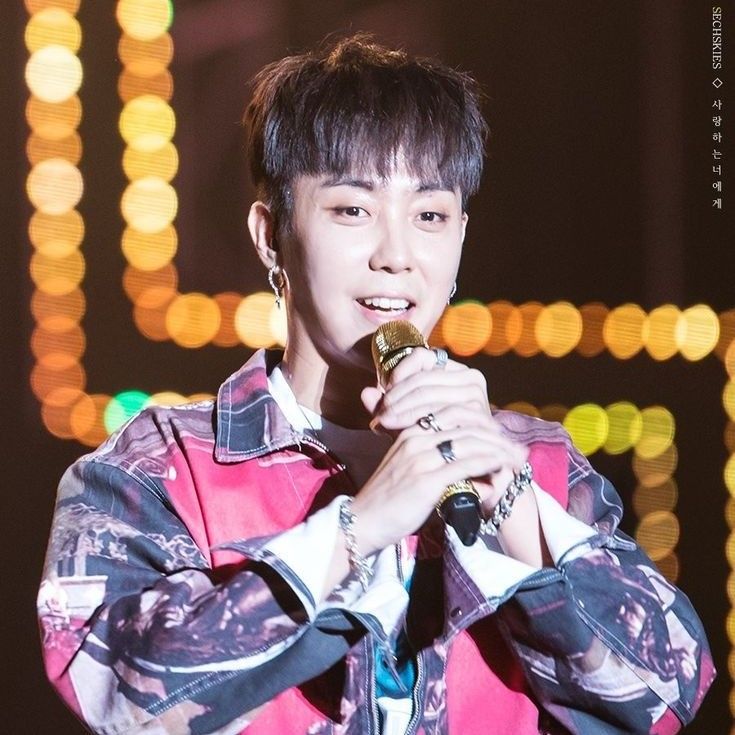 Recent activity shot of Eun Jiwon (SECHSKIES)