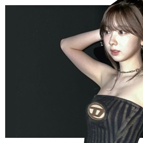A moment captured by Miihi (NiziU)'s fan