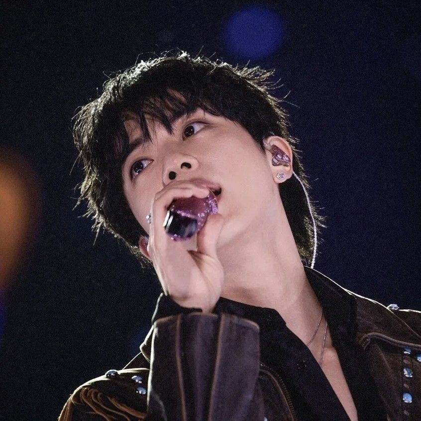 Foto terbaru Jin (BTS)