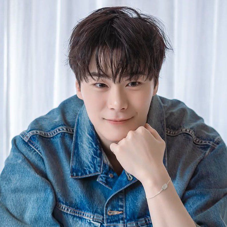 Behind-the-scenes cut of Moonbin (ASTRO)