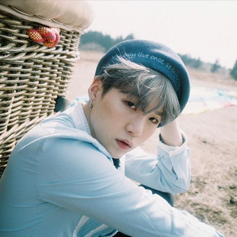 SUGA (防弹少年团)粉丝拍下的瞬间