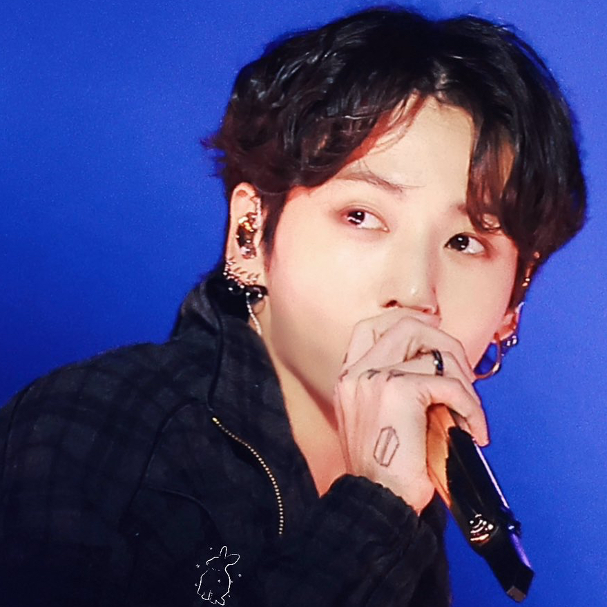 Momen yang diabadikan oleh penggemar Jungkook (BTS)