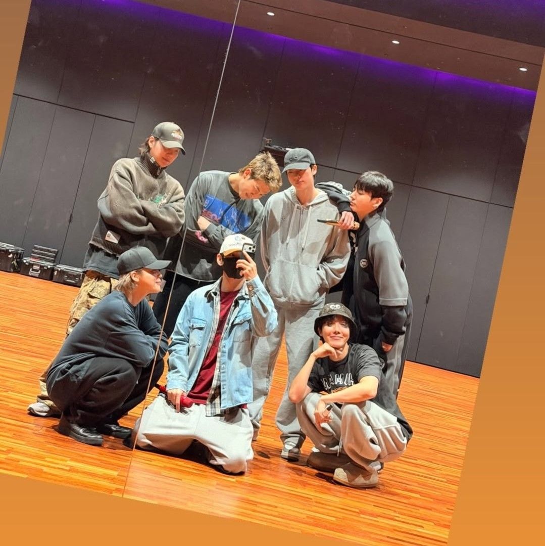 Foto aktivitas terbaru BTS