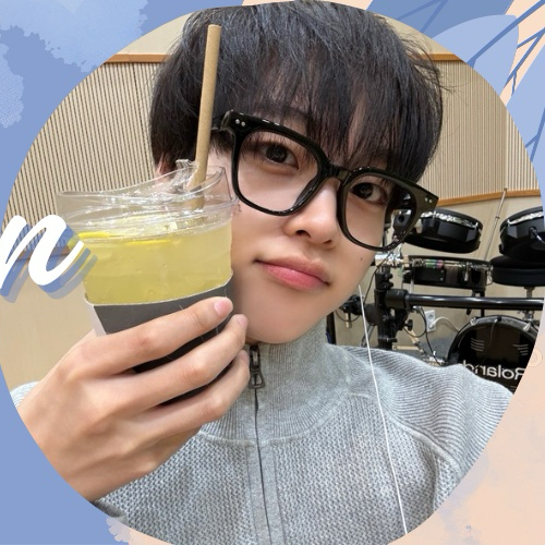 Behind-the-scenes cut of Hyeongjun (CRAVITY)