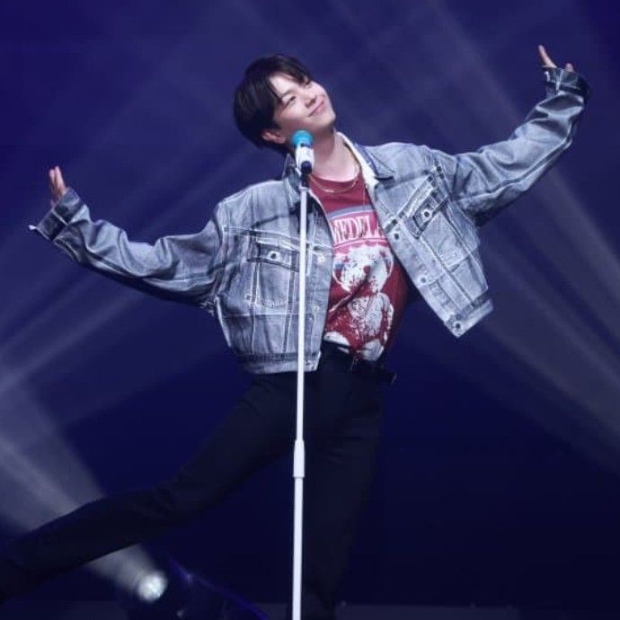 Behind-the-scenes cut of Yook Sungjae (BTOB)